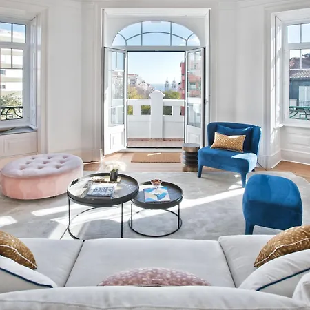 Apartment Stylish Estrela By Lovelystay