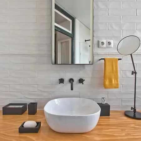 Stylish Estrela By Lovelystay